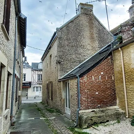 La Coquille Sejour En Duo Confort Maisonnette De Bourg A - Situation Ideale Commerces & - Wifi Et Linge Inclus