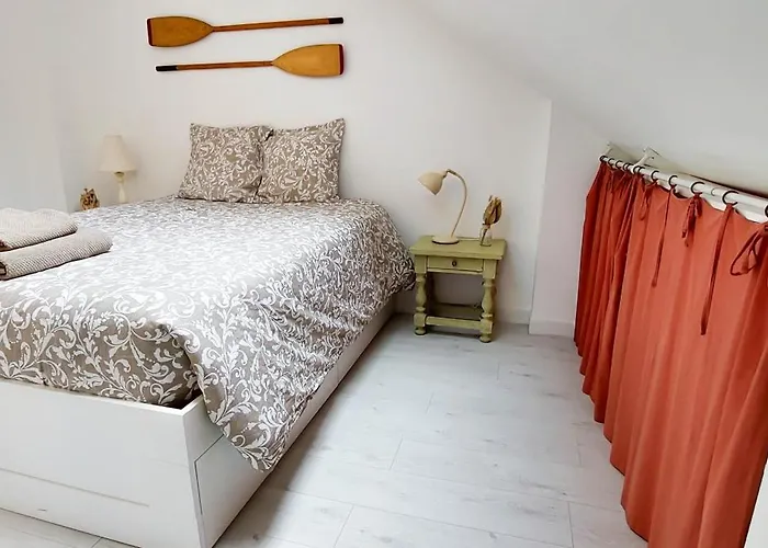 Дом отдыха La Coquille Sejour En Duo Confort Maisonnette De Bourg A - Situation Ideale Commerces & - Wifi Et Linge Inclus *